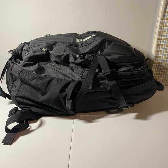 Thule Bags Thule Enroute Escort 2 Backpack In Black Poshmark